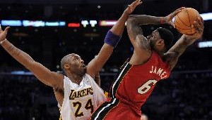 九游-蒂格：罗德曼&amp;詹姆斯才几次防阵 这样看科比是最佳攻防一体球员