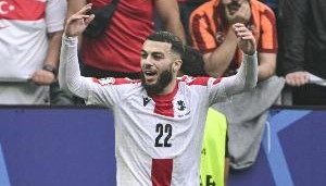 罗体：如果多夫比克留队，罗马优先考虑引进锋线多面手米卡乌塔泽