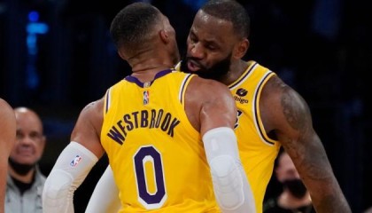 九游入口-新赛季前韦少不会离队 湖人下赛季难进西部前六？