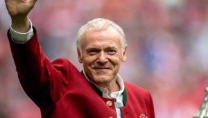 71岁传奇助教格兰德退休，拜仁官方社媒发文致谢